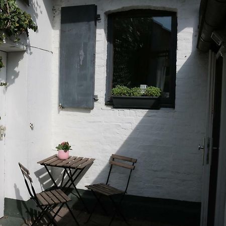 Kleines, Gemuetliches Haeuschen Apartment Monchengladbach Ngoại thất bức ảnh