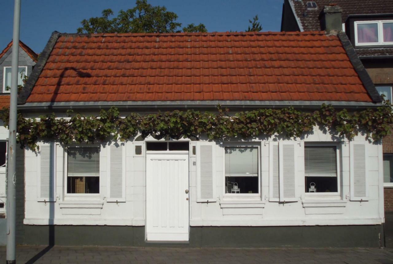 Kleines, Gemuetliches Haeuschen Apartment Monchengladbach Ngoại thất bức ảnh